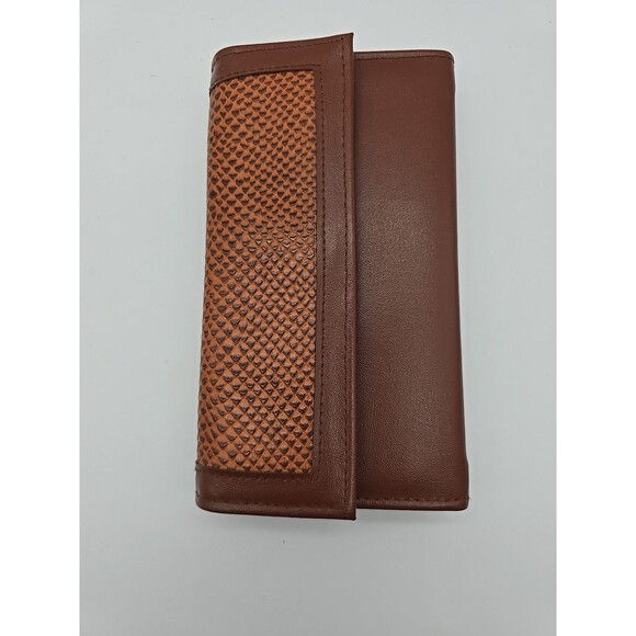 Avon Vintage Brown Faux Leather Checkbook Wallet 1983 Made in Hong Kong - Picture 9 of 9